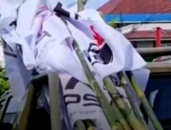 Atribut PSI Dicopot Satpol PP Jelang Kongres