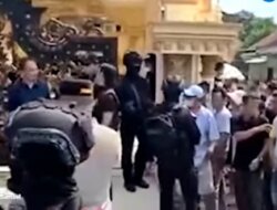 Rumah Mewah “Crazy Rich” Tulung Selapan Digeledah BNN Terkait Aliran Dana Narkoba